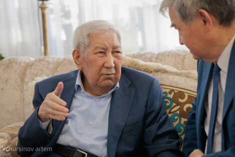 Мырзатай Жолдасбекпен шығармашылық кездесу