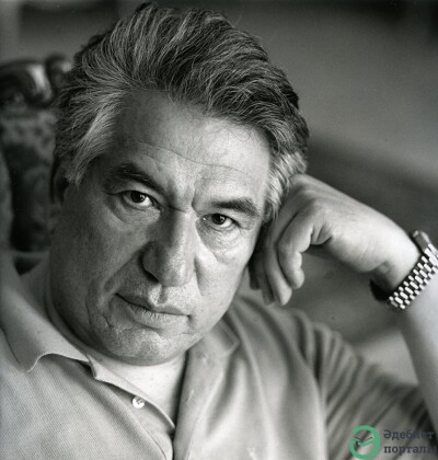 Шың­ғыс Айтматов. Сыпайшы - adebiportal.kz