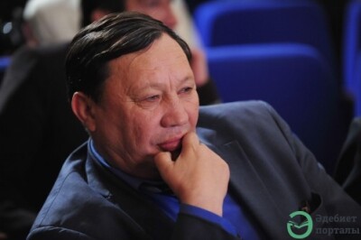 Есенқұл Жақыпбек - adebiportal.kz