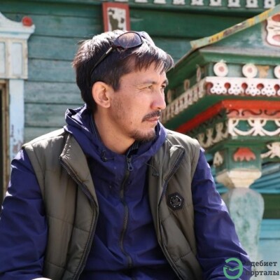 Қанат Тілеухан. Менің шешелерім - adebiportal.kz