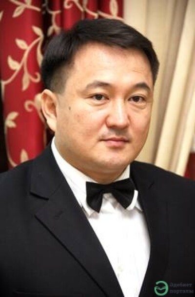 Нұржан Қуантайұлы. Бәтіңке - adebiportal.kz