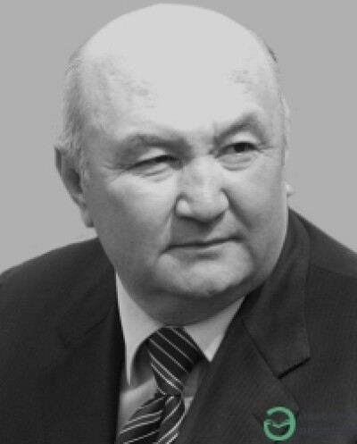 Есенғали Раушанов - adebiportal.kz