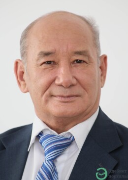 Жанұзақ Аязбеков 