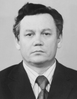 Альберт Устинов 