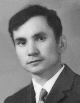 Акрам Садиров 