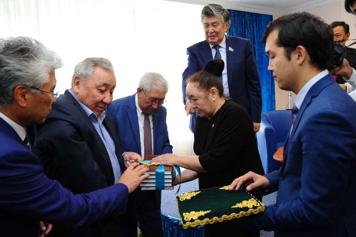 В Национальной академической библиотеке РК открылся зал “Ғалым” ученого Турсынбека Какишева - adebiportal.kz