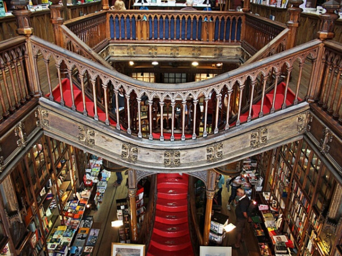 Самый красивый книжный магазин в Европе - adebiportal.kz