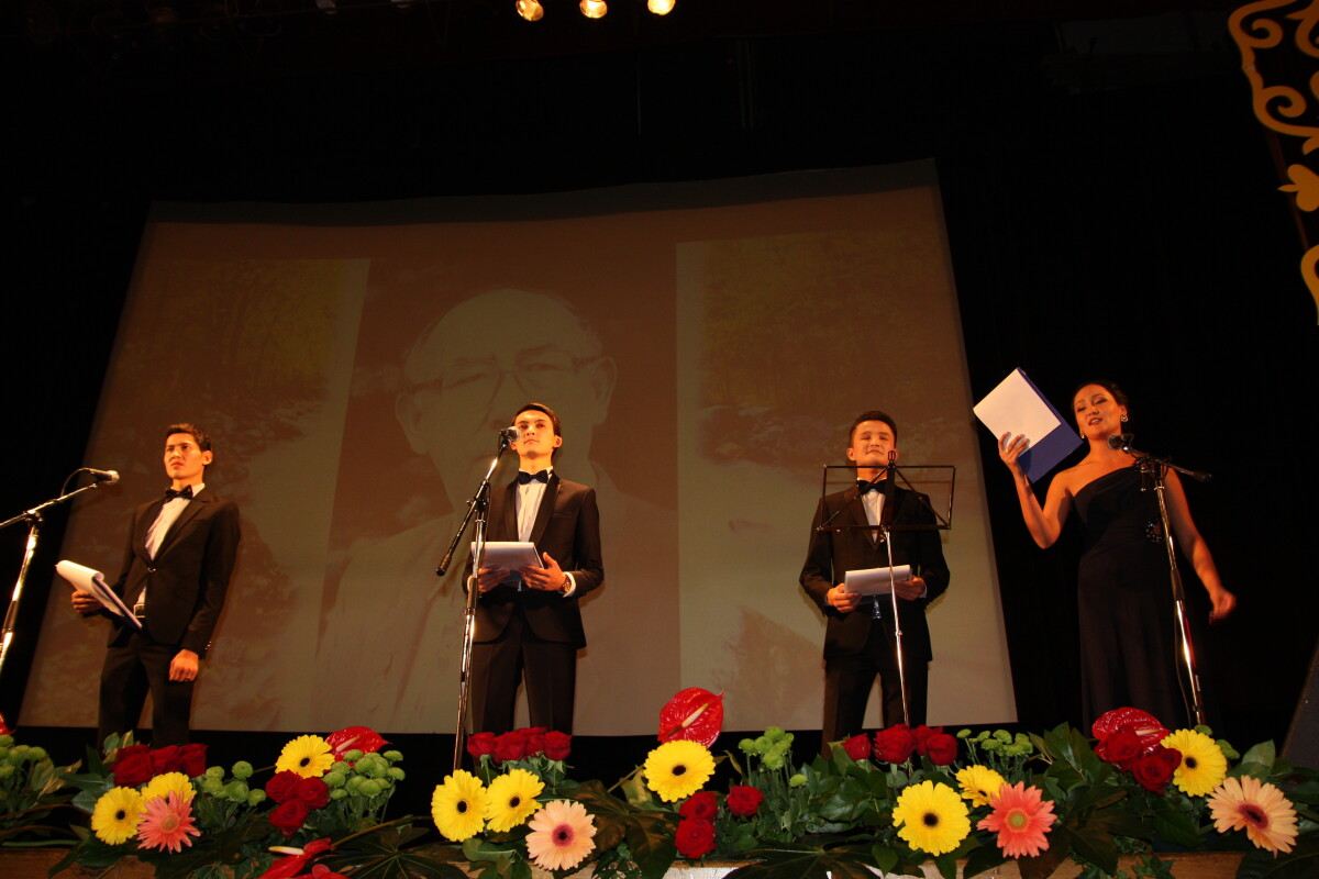 В Москве состоялся творческий вечер  «Казахская лирическая поэзия XX-XXI веков» - adebiportal.kz