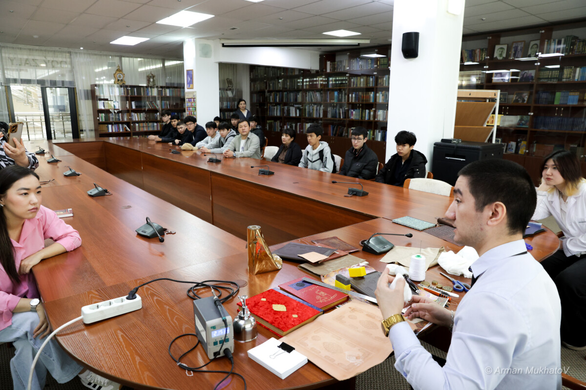 Кітап түптеу де - үлкен өнер - adebiportal.kz