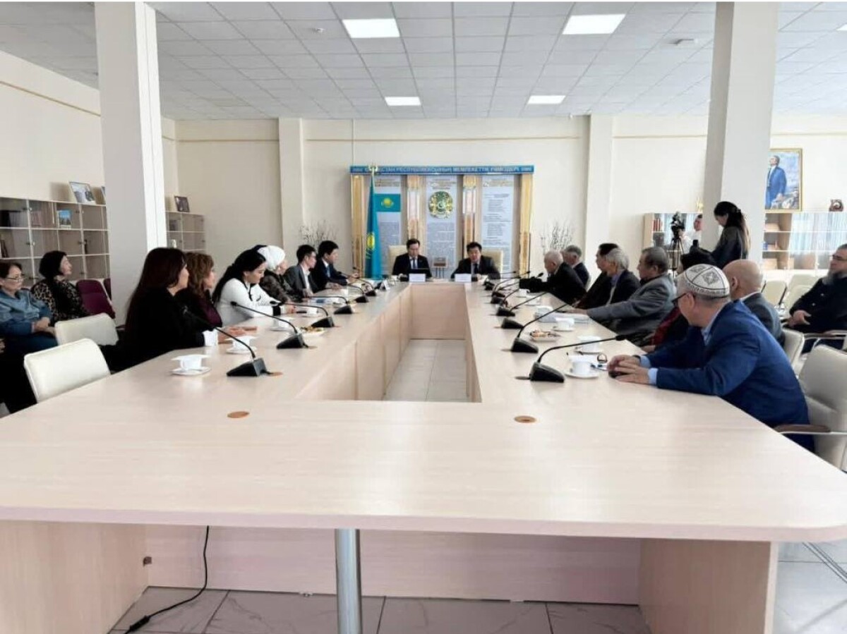 Маңғыстауда ҚР Жазушылар одағының  кеңейтілген жиыны өтті - adebiportal.kz