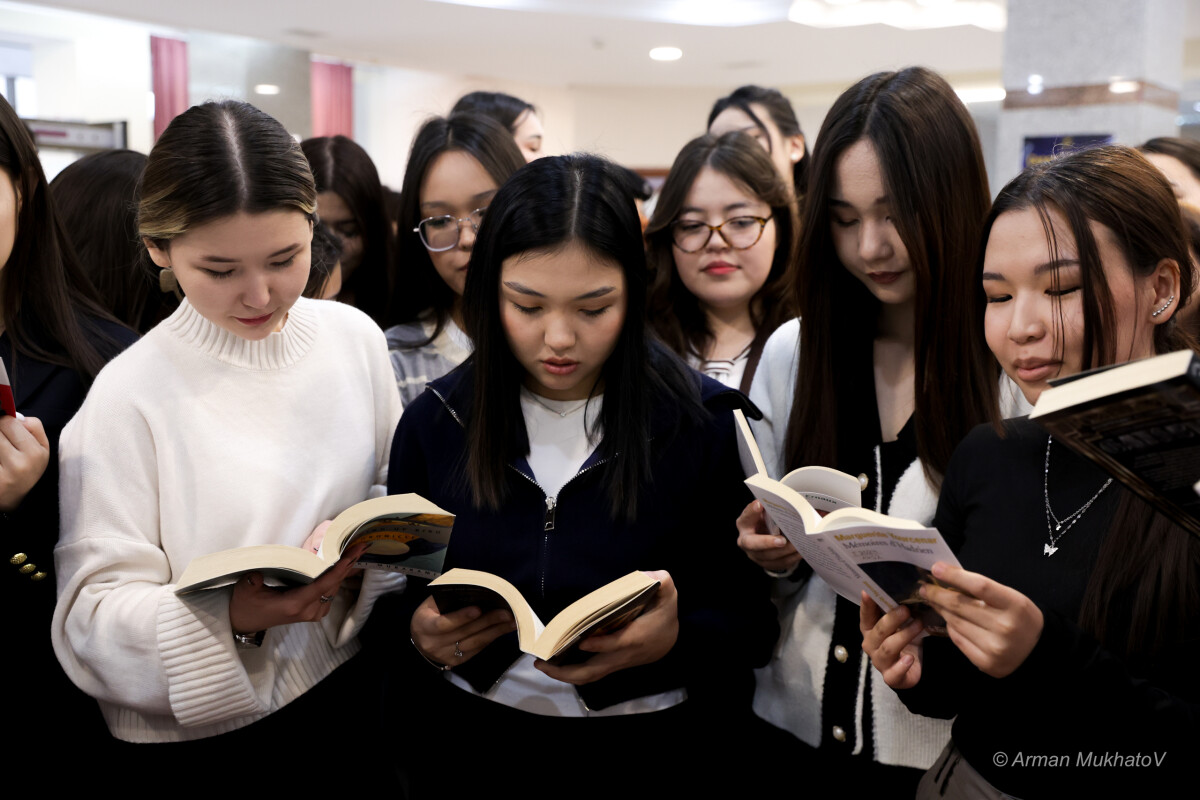 Ұлттық кітап күніне 1 жыл - adebiportal.kz