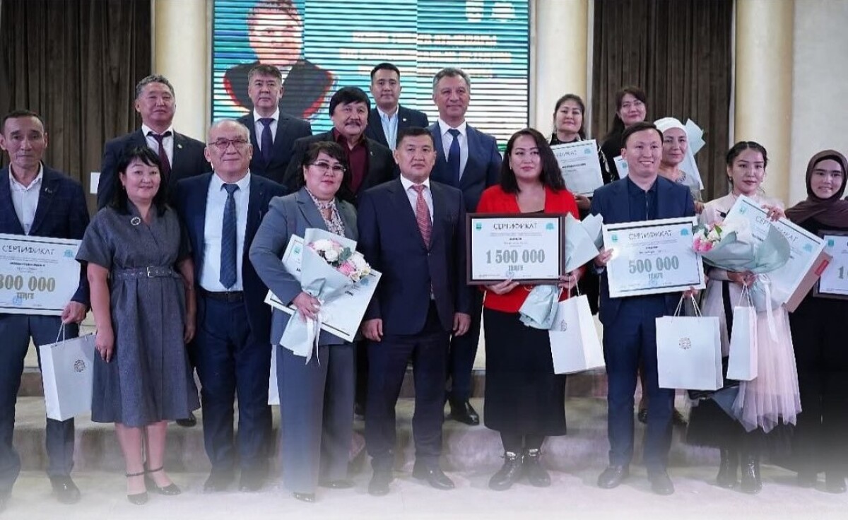 Кемел Тоқаев атындағы байқау мәресіне жетті - adebiportal.kz