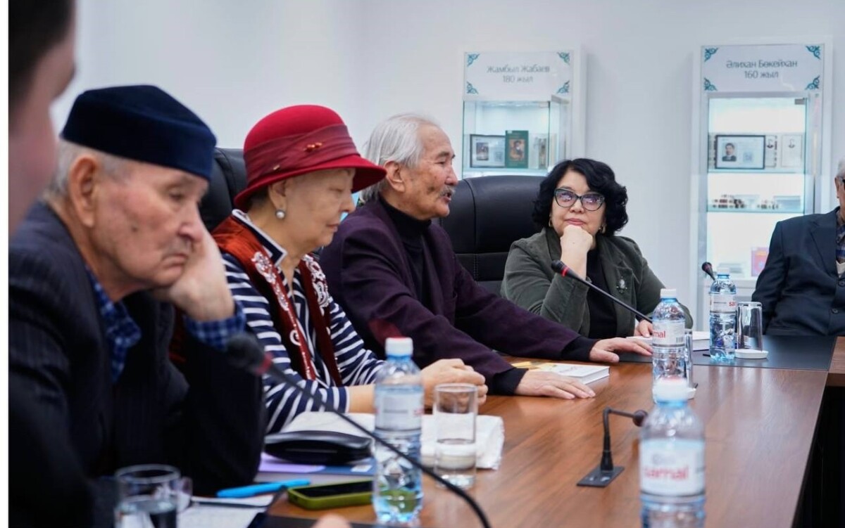 Сарабдал сөз иесі – Жақау Дәуренбеков - adebiportal.kz