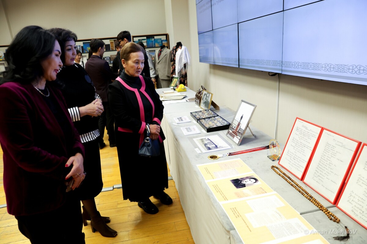 Астанада Есенберлиннің 110 жылдығына арналған алқалы жиын өтті - adebiportal.kz