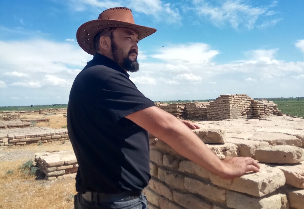 Ұларбек Дәлейұлы. Аспаны жоқ қала - adebiportal.kz