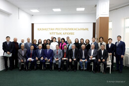 Шерхан Мұртазаның қолжазба мұралары архивке тапсырылды