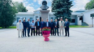 Президент кеңесшісі бір топ зиялы қауыммен кездесті