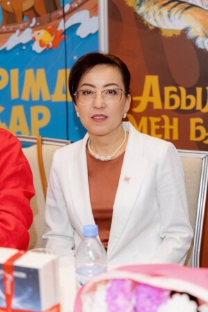 Жадыра Шамұратова - e-history.kz