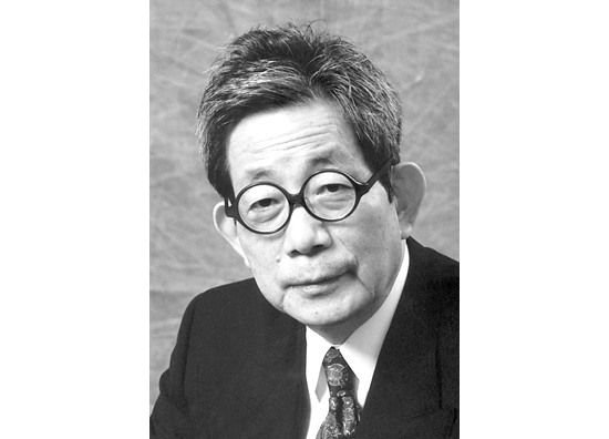 Ōe Kenzaburō  - фото 6 - adebiportal.kz