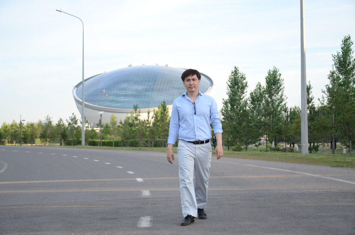 «Әдеби Астана» – Ерлан Жүніс - фото 6 - adebiportal.kz