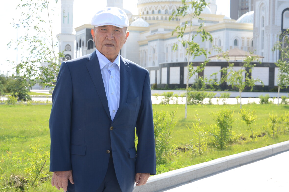 «Әдеби Астана» – Әкім Тарази - фото 2 - adebiportal.kz