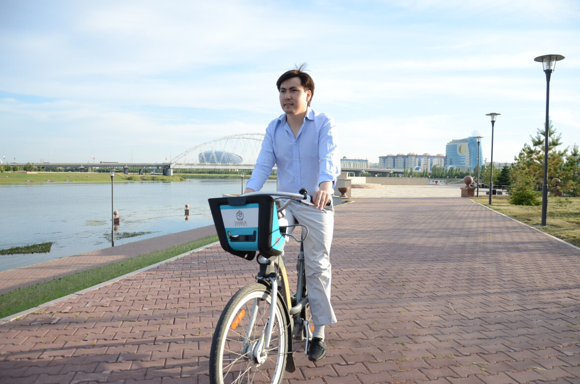«Әдеби Астана» – Ерлан Жүніс - фото 3 - adebiportal.kz