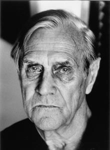 Патрик Уайт 