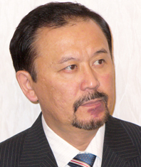 Әділғазы Қайырбеков        