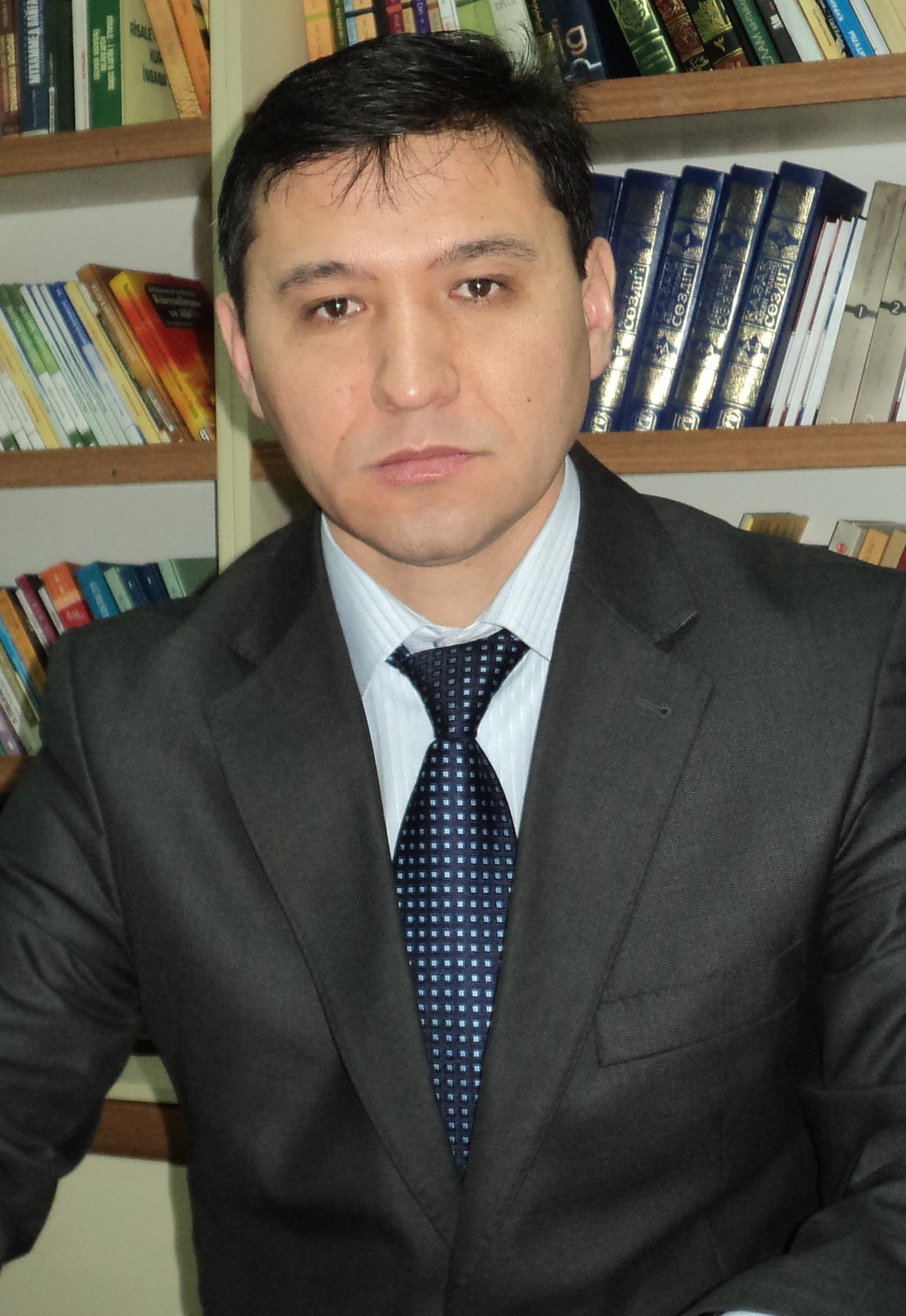 Алау Әділбаев