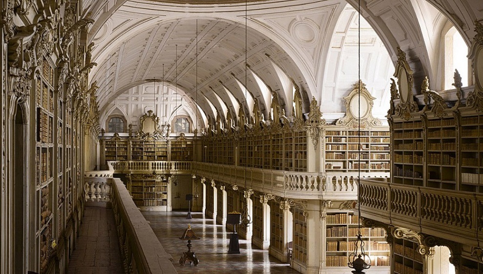 Красивейшие библиотеки мира - фото 3 - adebiportal.kz