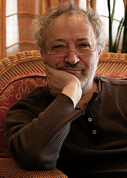 Кенжеев Бахыт