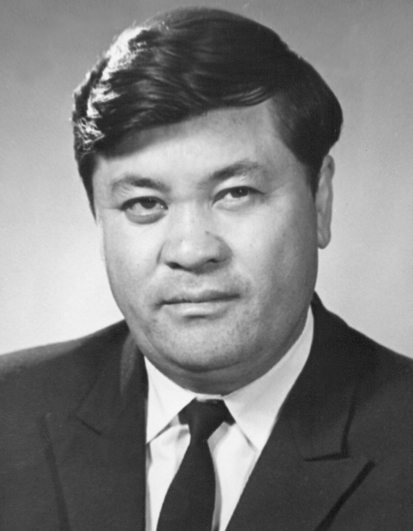 Камал Смайылов 