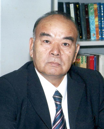 Өтеген Күмiсбаев