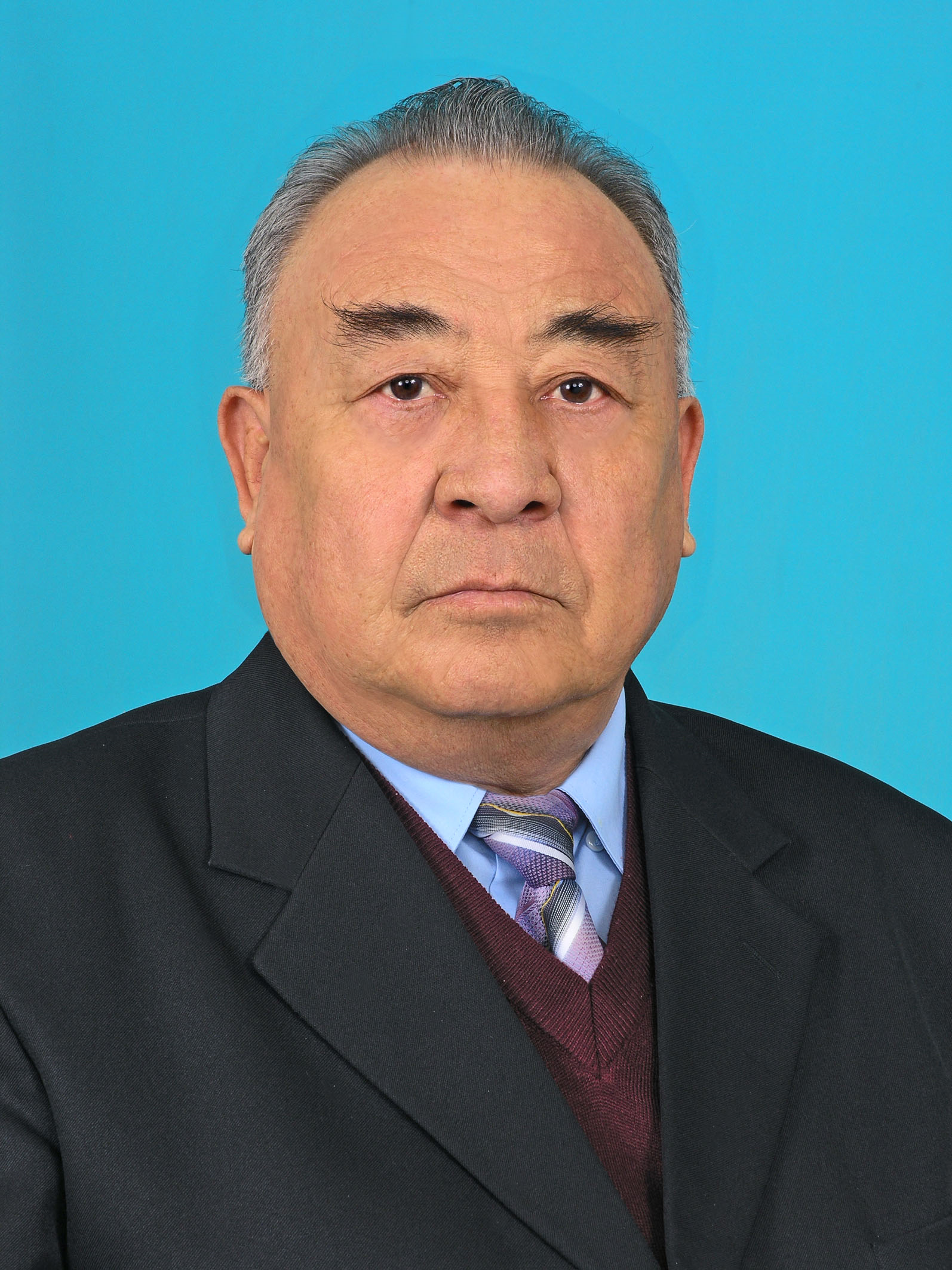 Төлеуғалиев Бектұр 